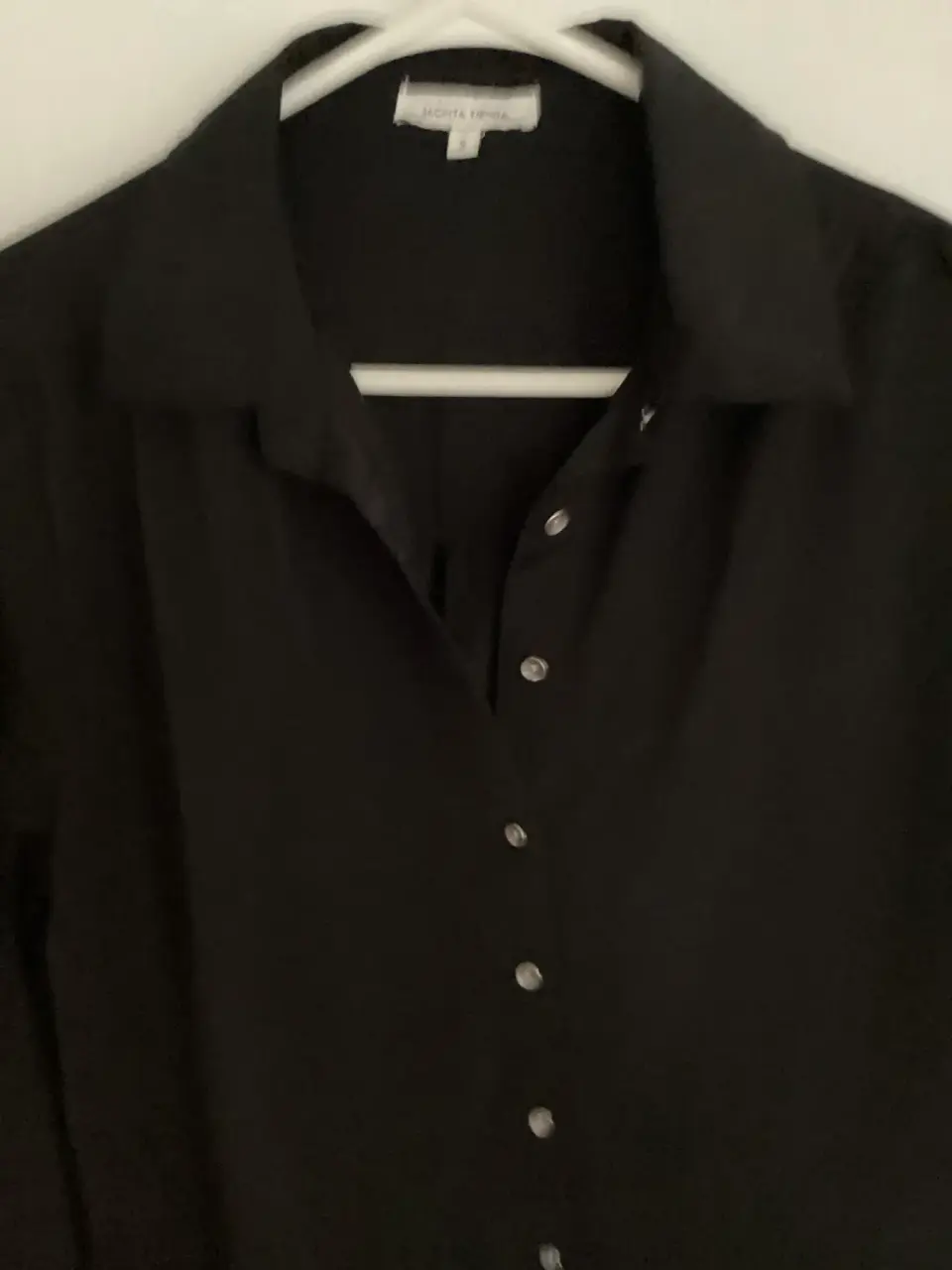 Camisa negra de botones - miniatura 4