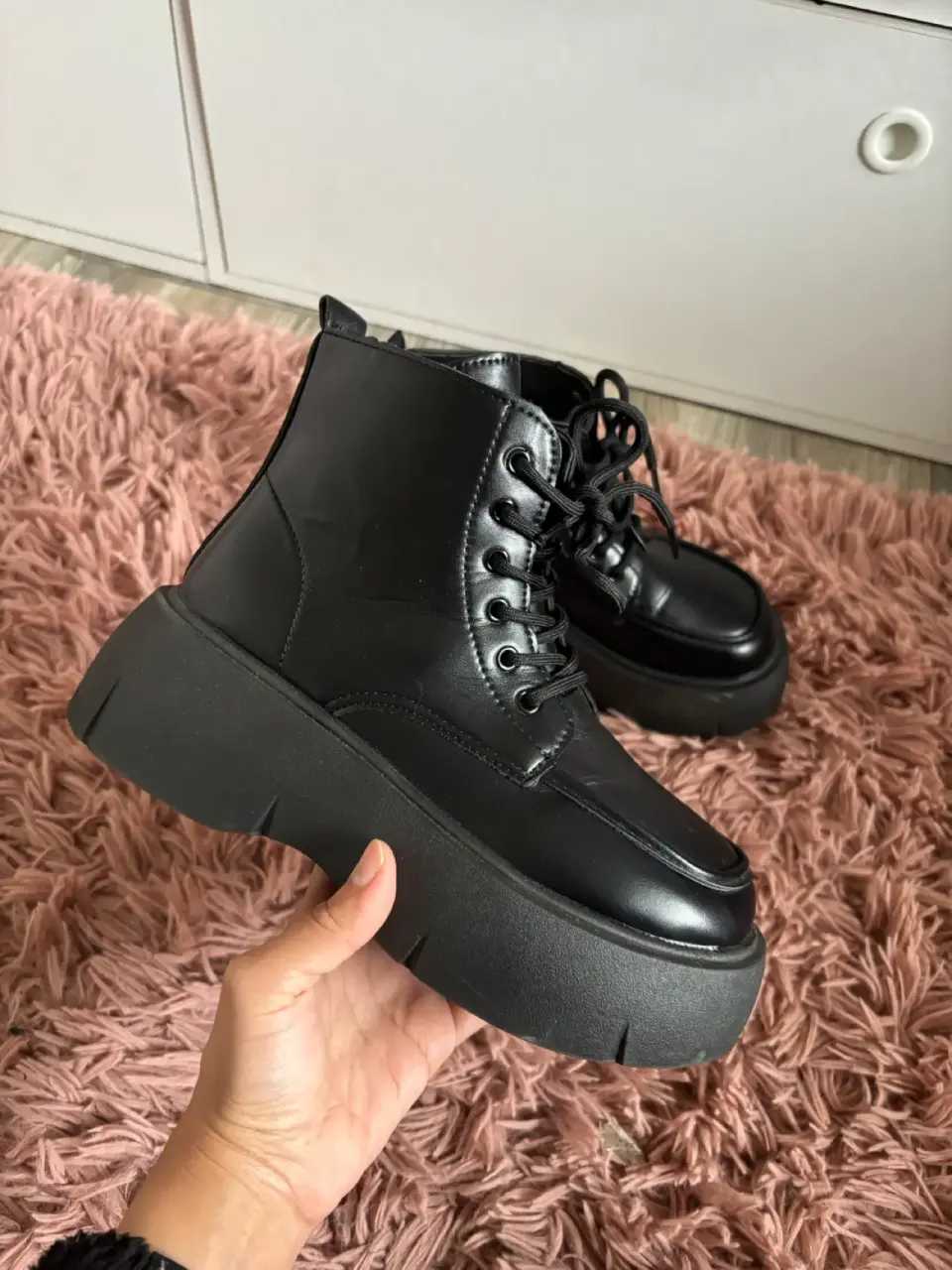 Botines negros de ecocuero - miniatura 3