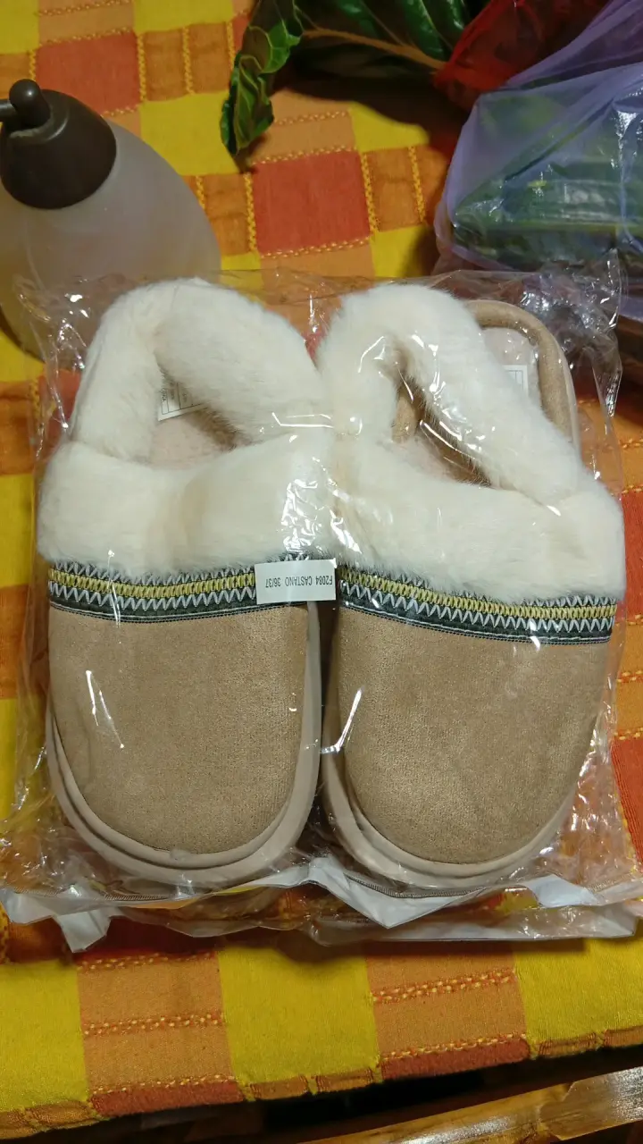 Pantuflas con forro peludo - miniatura 2