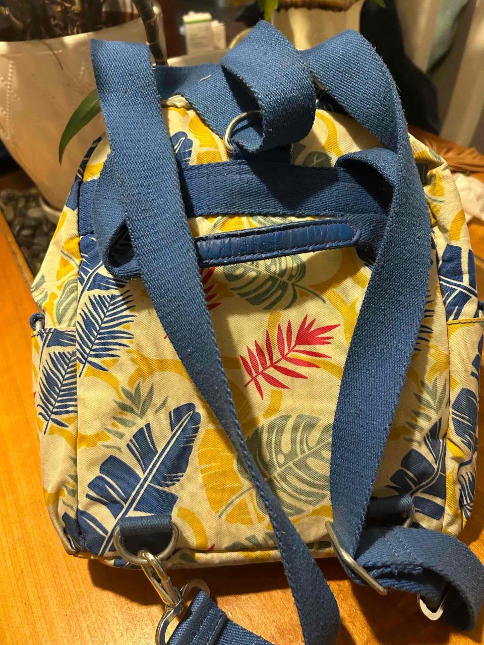 Mochila kipling estampada, original - miniatura 3