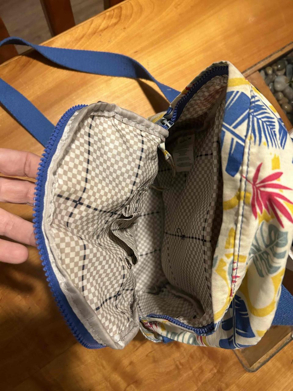 Mochila kipling estampada, original - miniatura 4
