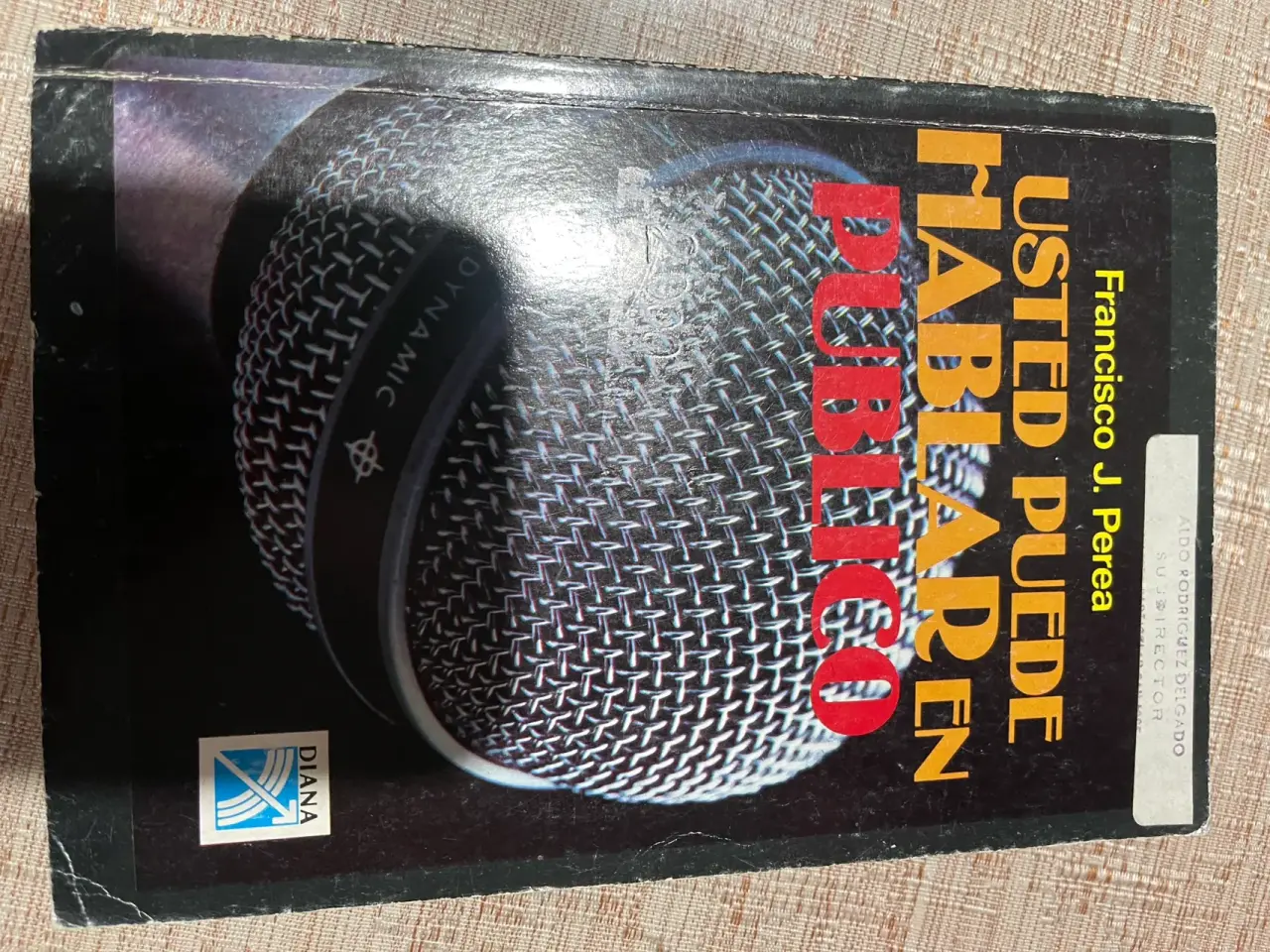 Libro "Usted puede hablar en público"