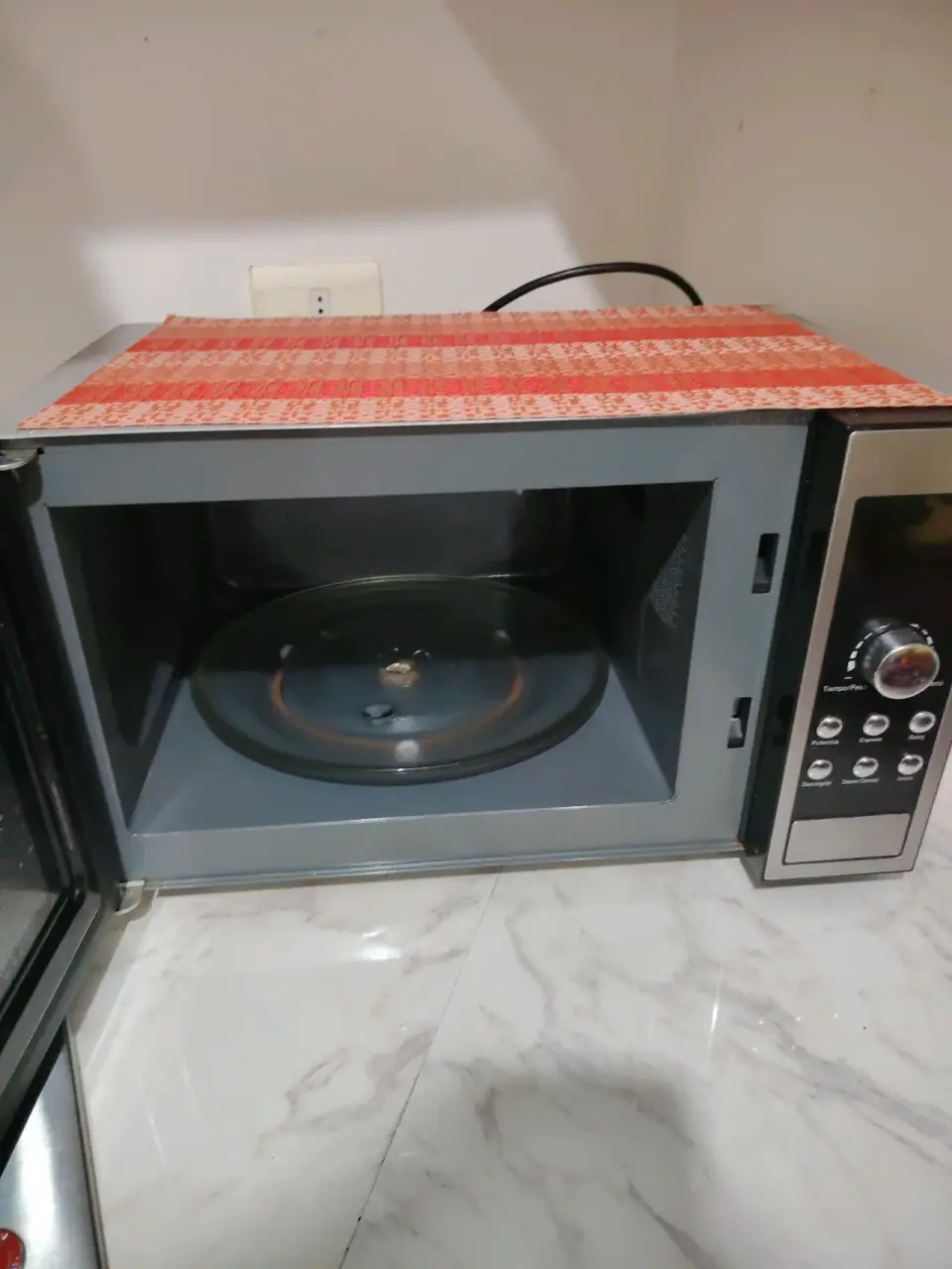 Microondas Thomas plateado - miniatura 2