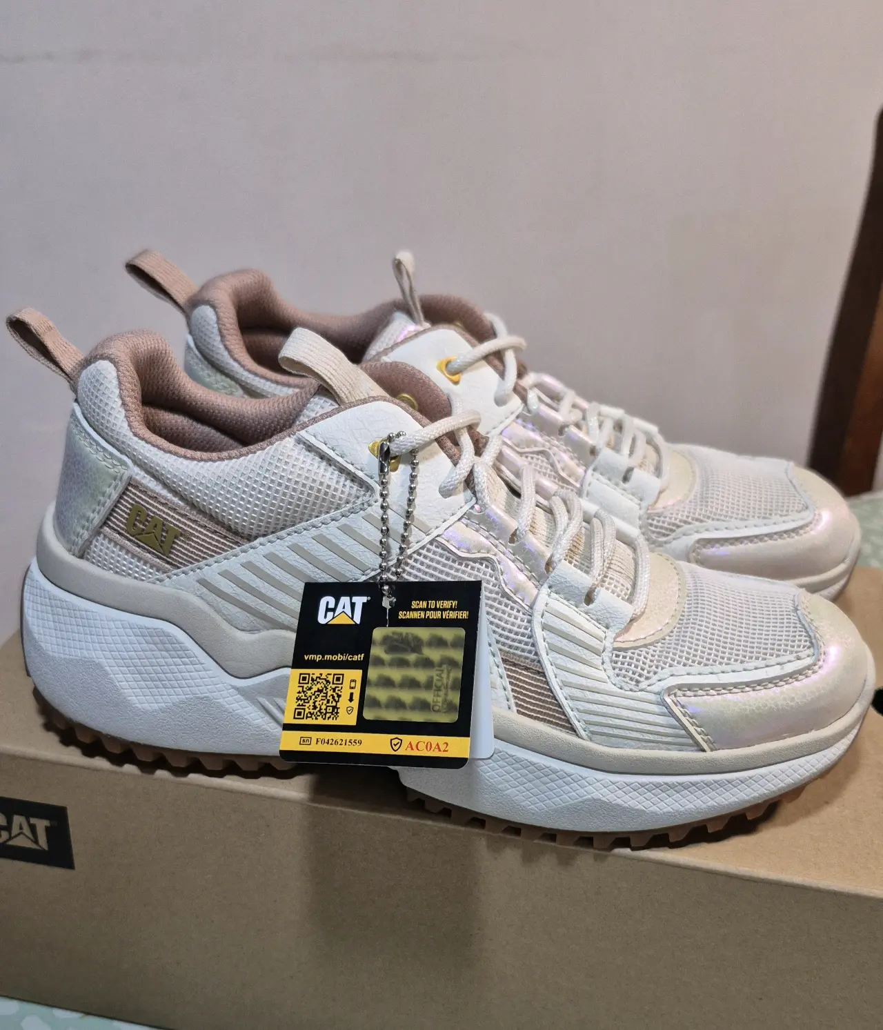 Zapatillas deportivas blancas CAT - miniatura 3