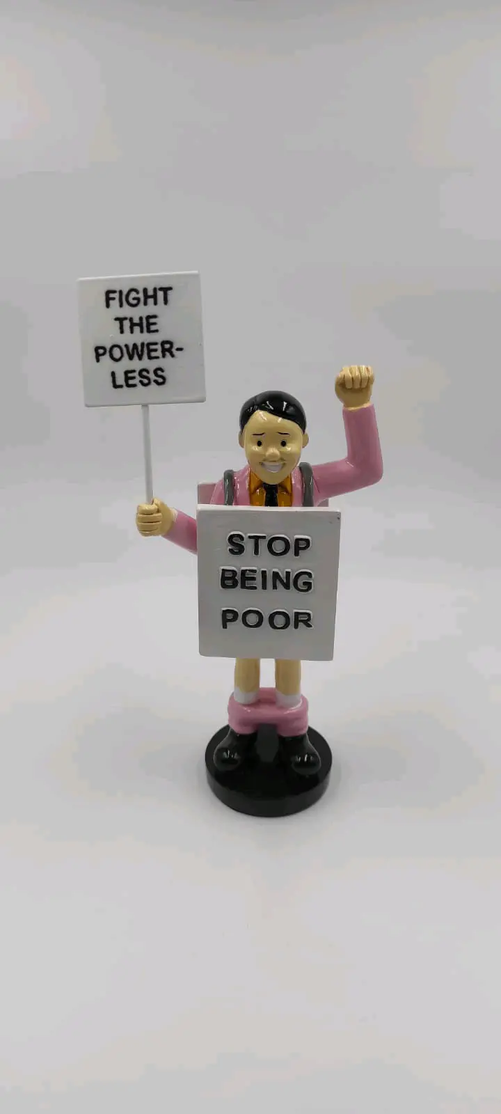 Figura decorativa mensaje social - miniatura 1
