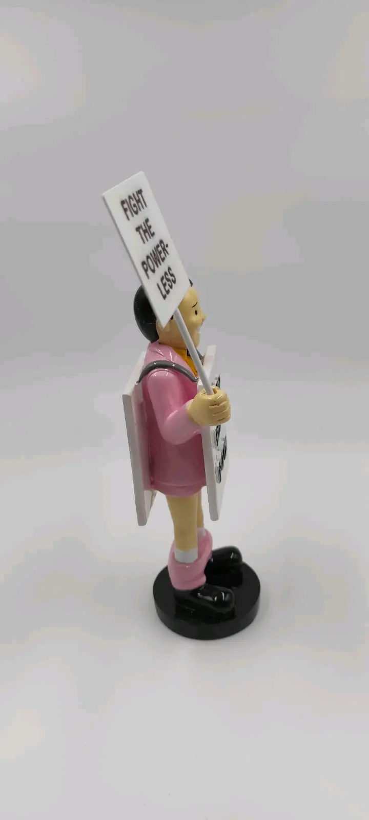 Figura decorativa mensaje social - miniatura 5