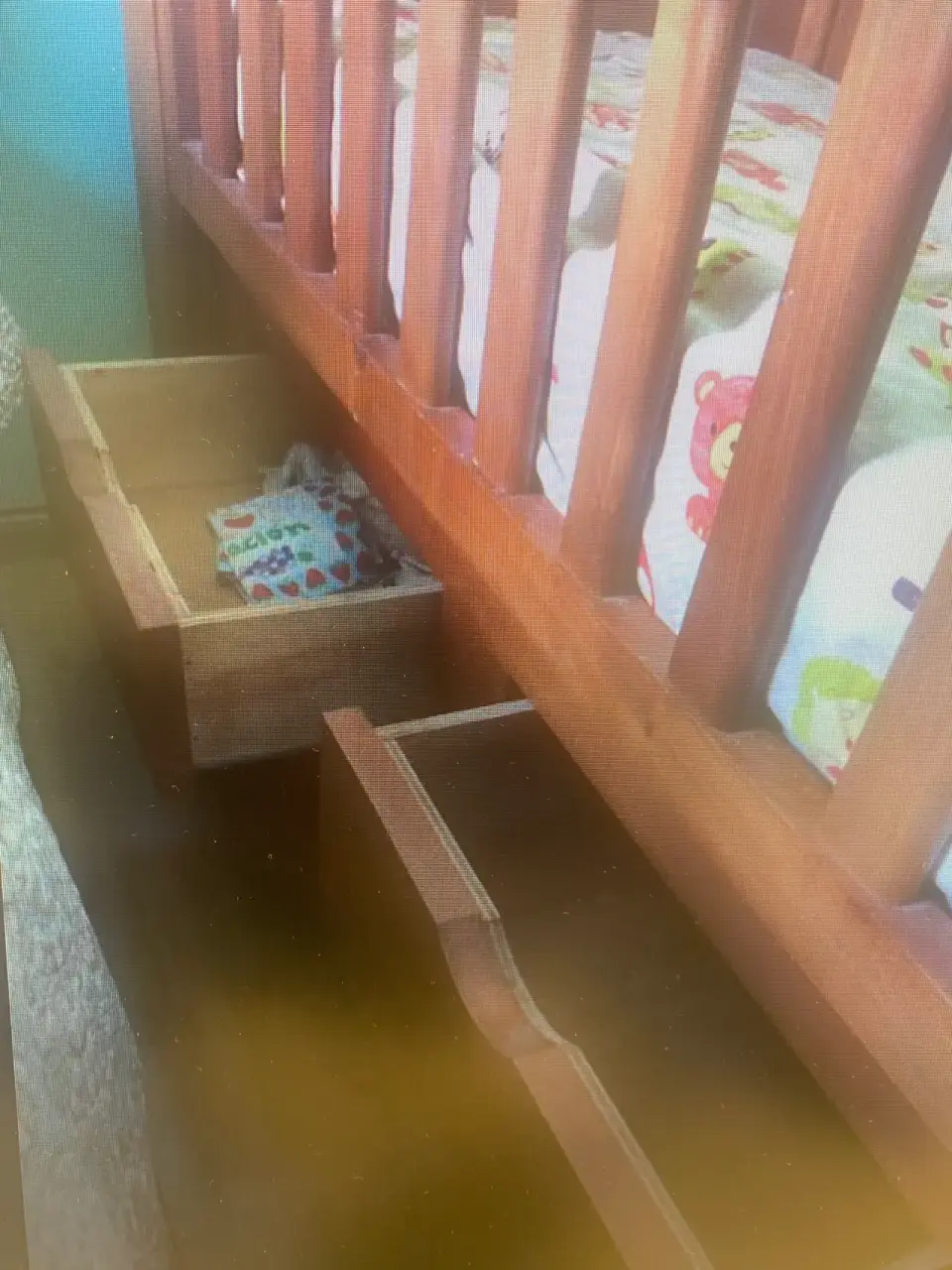 Cuna de madera para bebé - miniatura 2
