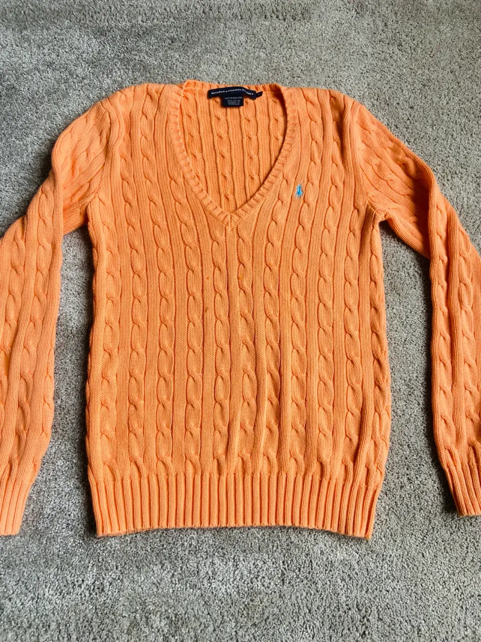 Sweater anaranjado de lana - miniatura 1