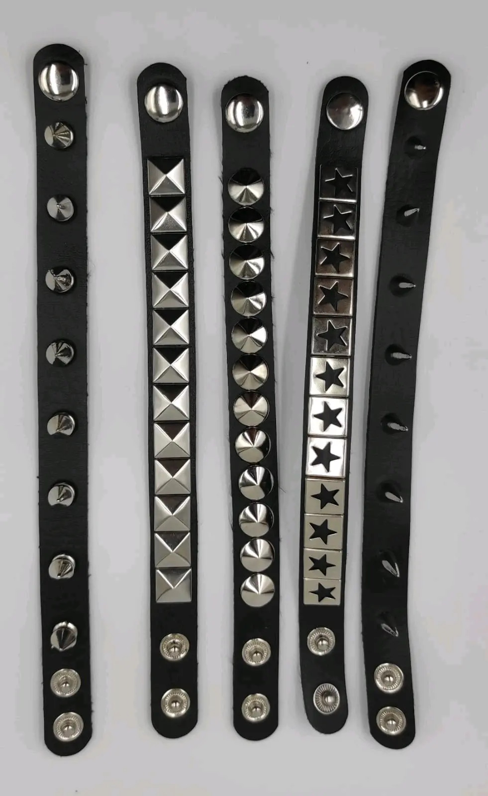 Pulseras de cuero con tachuelas rock punk 5unidade - miniatura 1