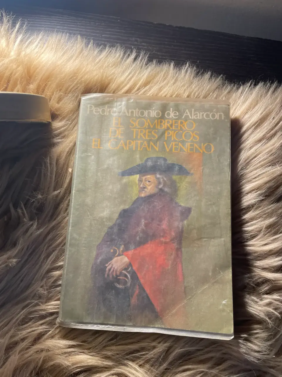 Libro 'El Sombrero de Tres Picos' - miniatura 1
