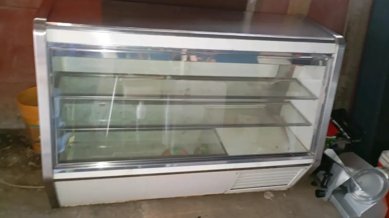 Vitrina refrigerada de vidrio - miniatura 1