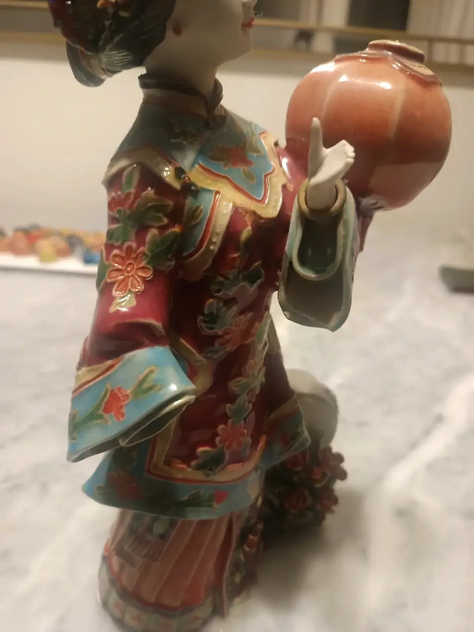 Figura decorativa oriental porcelana wucai - miniatura 2