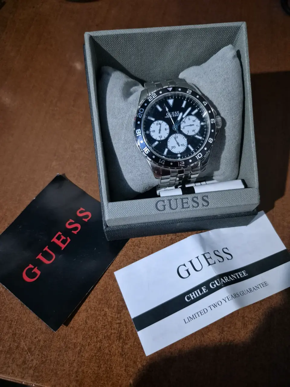 Reloj Guess W1107G1 cronógrafo plateado - miniatura 2