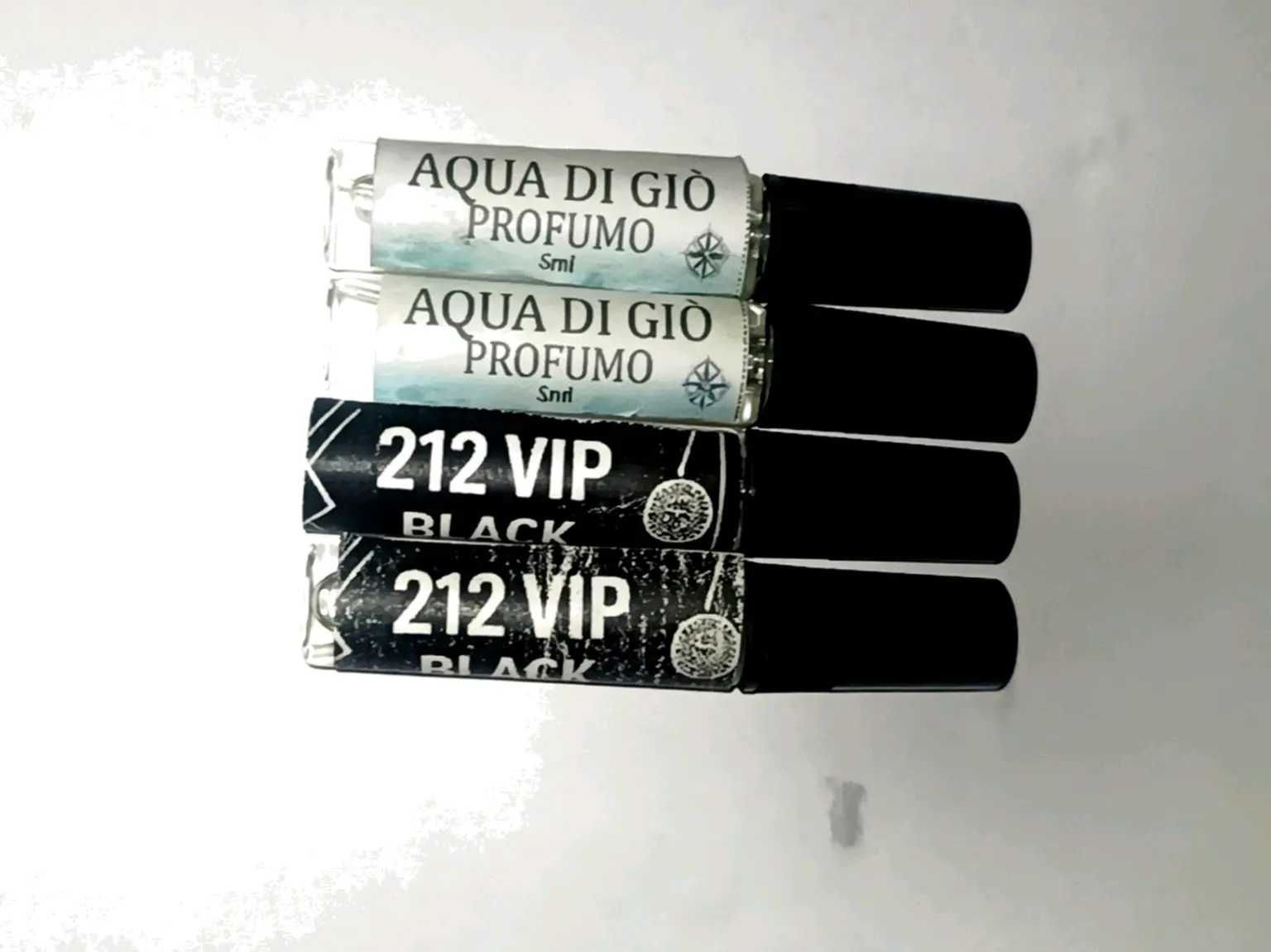 Oferta Limitada: 212 VIP Black + Profondo. Perfume - miniatura 3