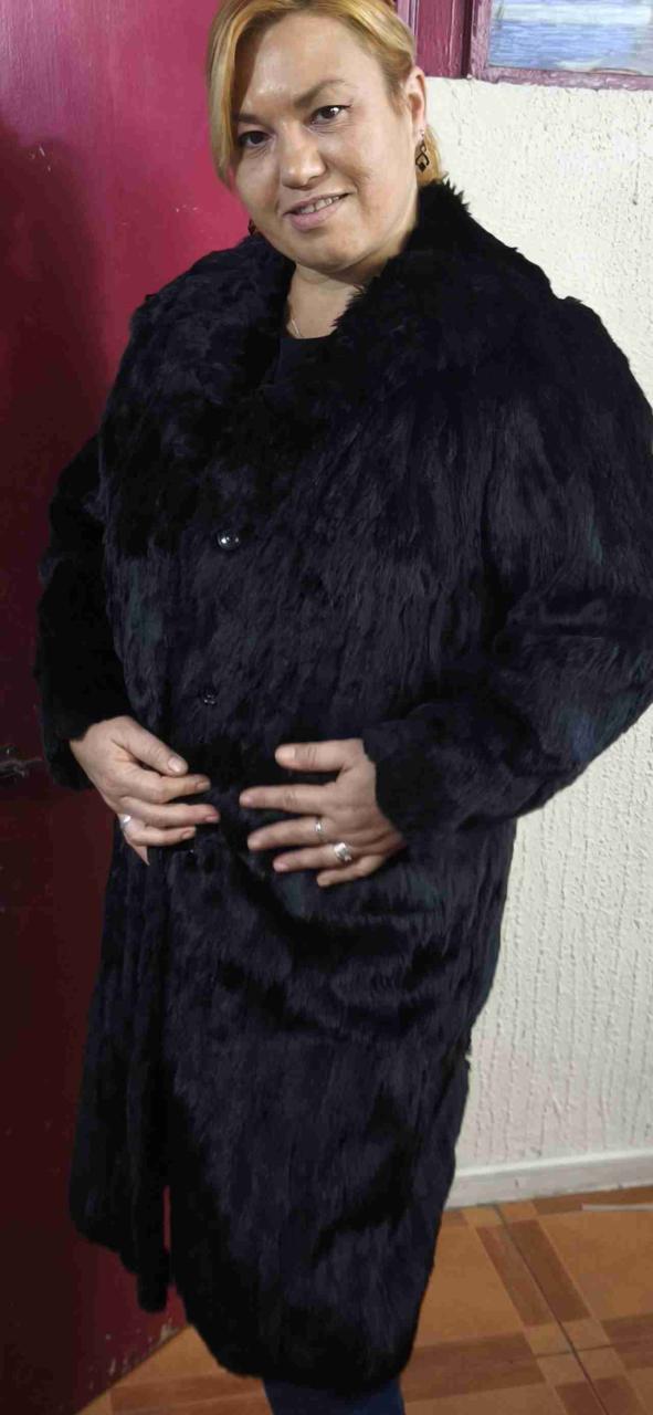 Abrigo negro de piel natural talla L - miniatura 2