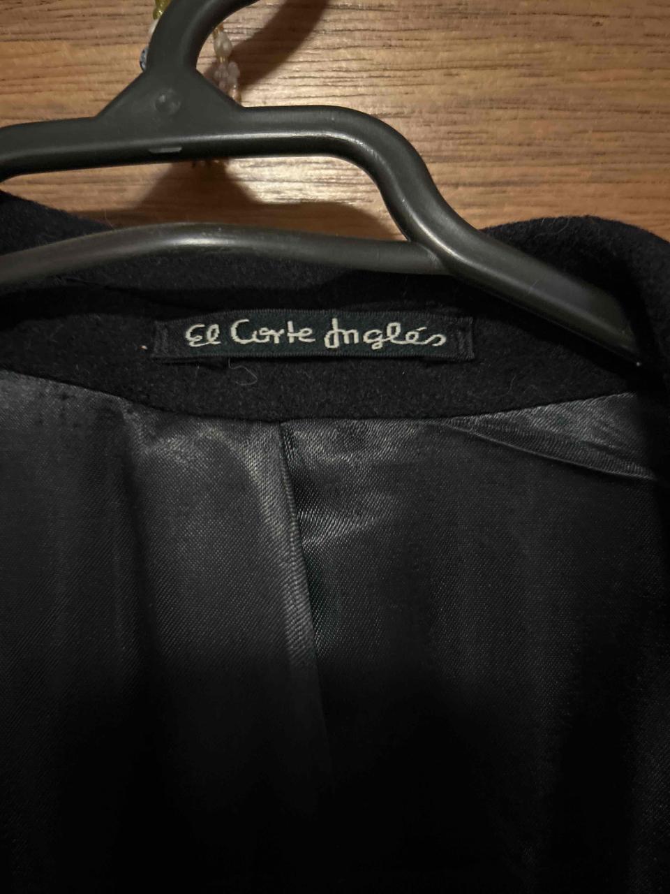 Abrigo negro elegante marca El Corte Inglés - miniatura 2