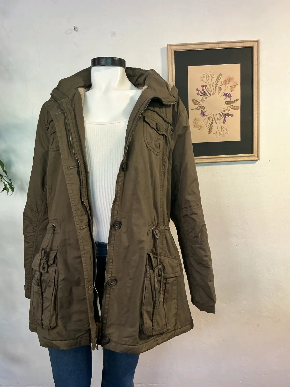 Parka verde con capucha - miniatura 1