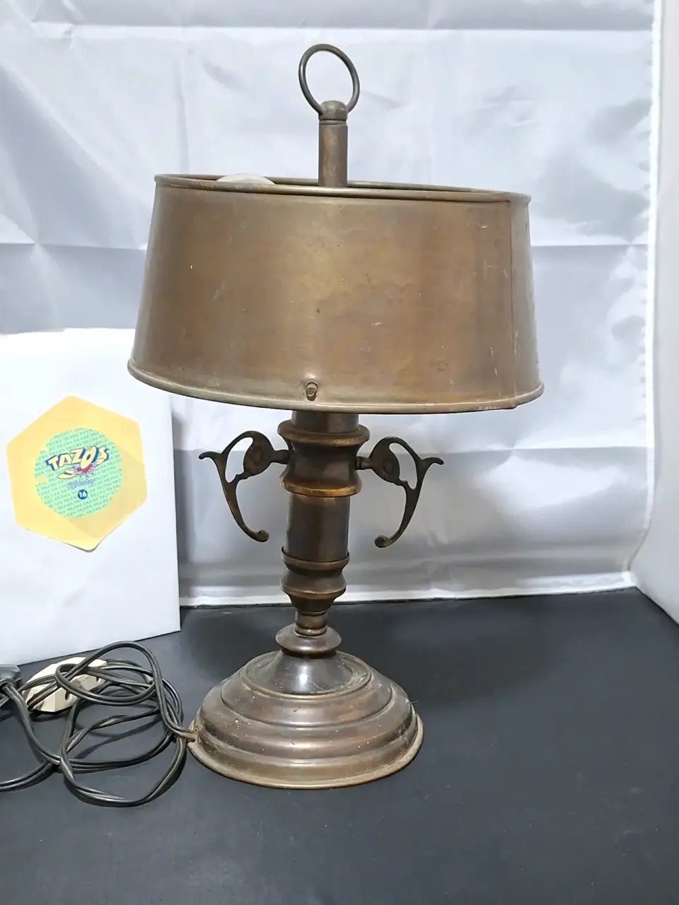 Lámpara de bronce vintage - miniatura 1