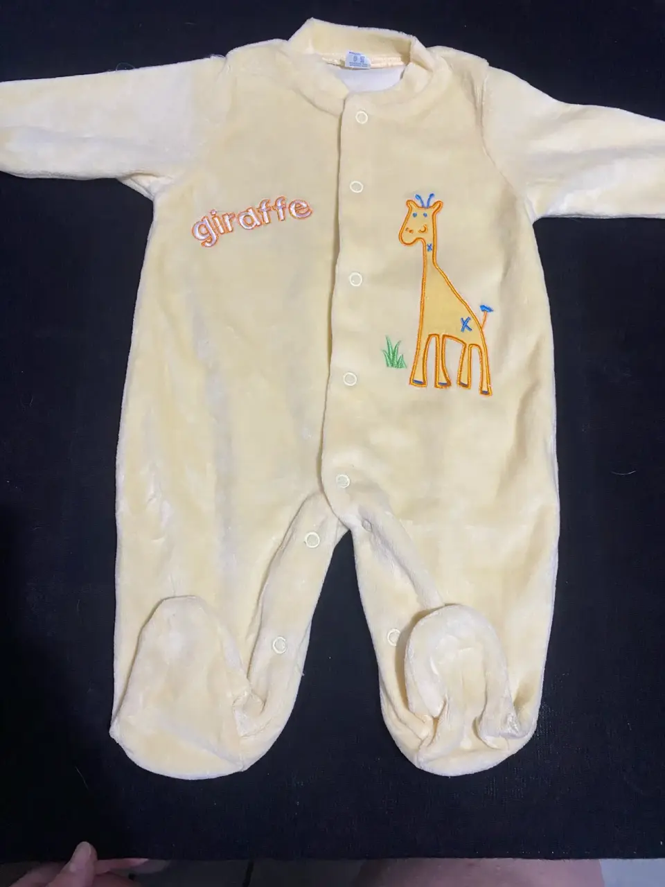 Enterito bebé amarillo jirafa