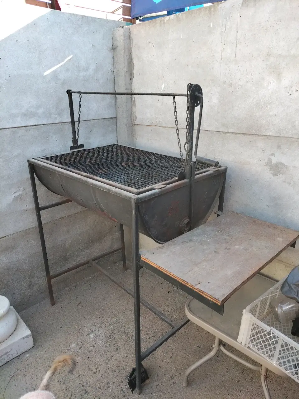 Parrilla metálica - miniatura 1