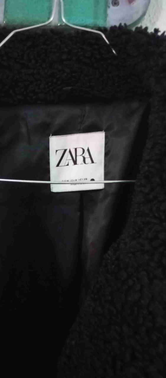 Abrigo negro Zara - miniatura 2