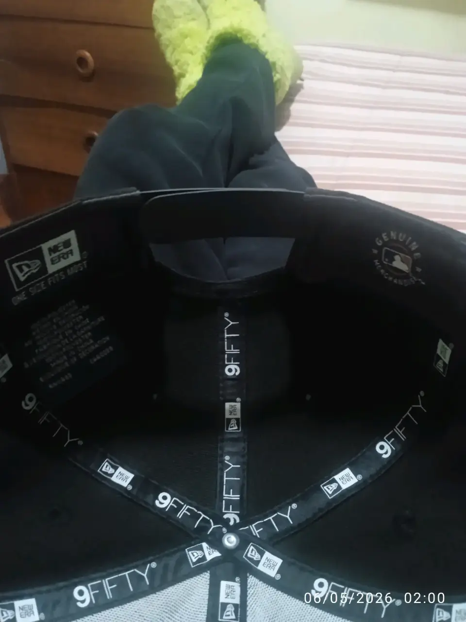 Gorra negra New Era - miniatura 2