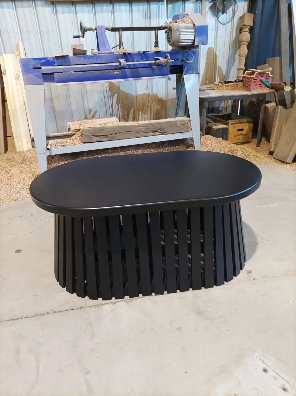 Mesa de centro negra moderna - miniatura 3