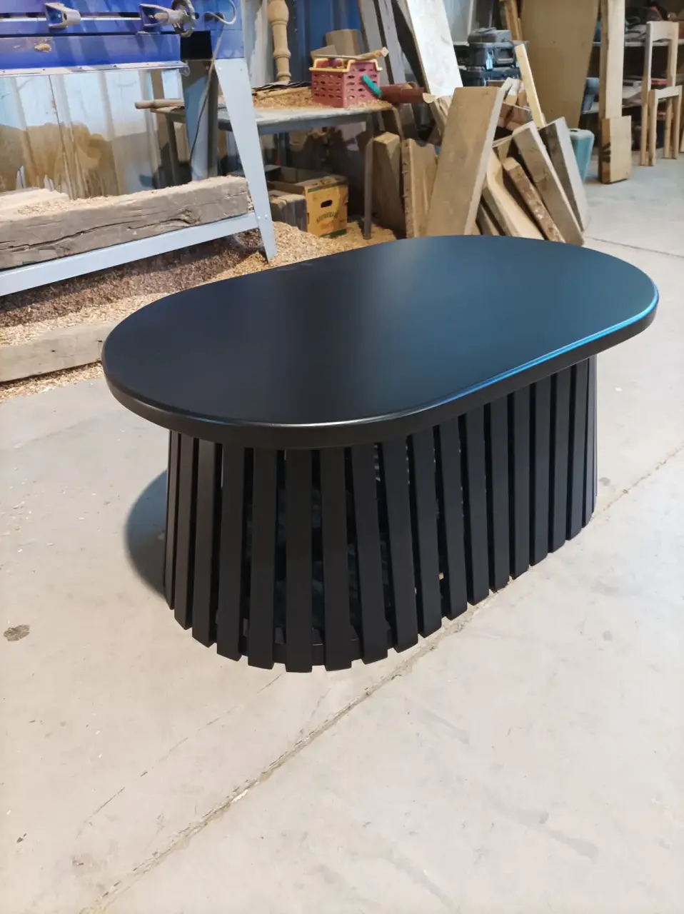 Mesa de centro negra moderna - miniatura 4