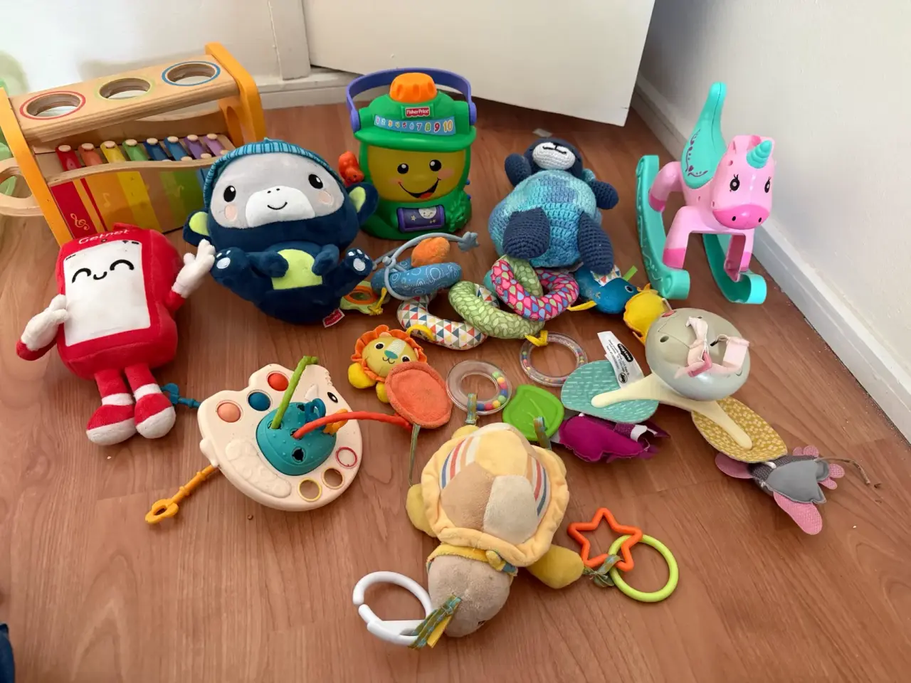 Lote de juguetes para niños - miniatura 1