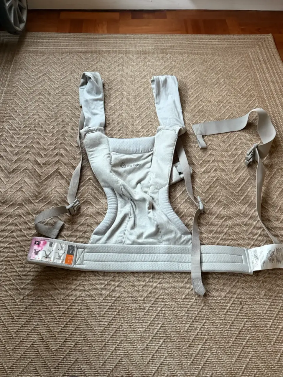 Mochila portabebé gris - miniatura 2