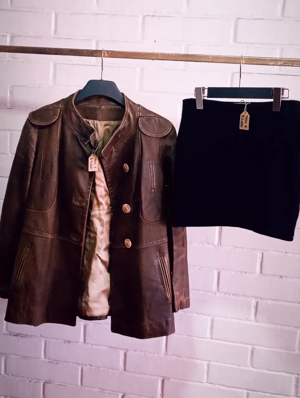 Chaqueta de cuero marrón
