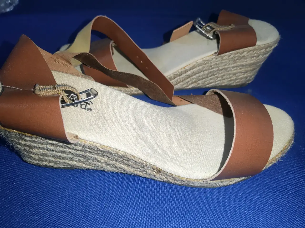 Sandalias plataforma marrón - miniatura 1