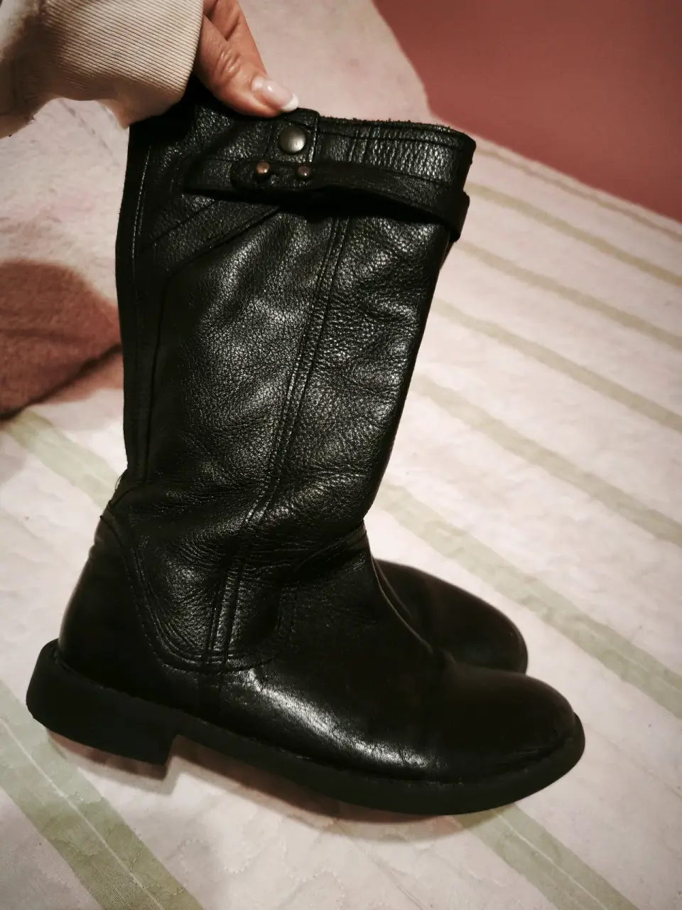 Botas negras de cuero Zara - miniatura 1