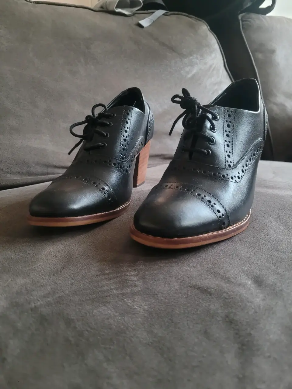 Zapatos Oxford negros de cuero - miniatura 5