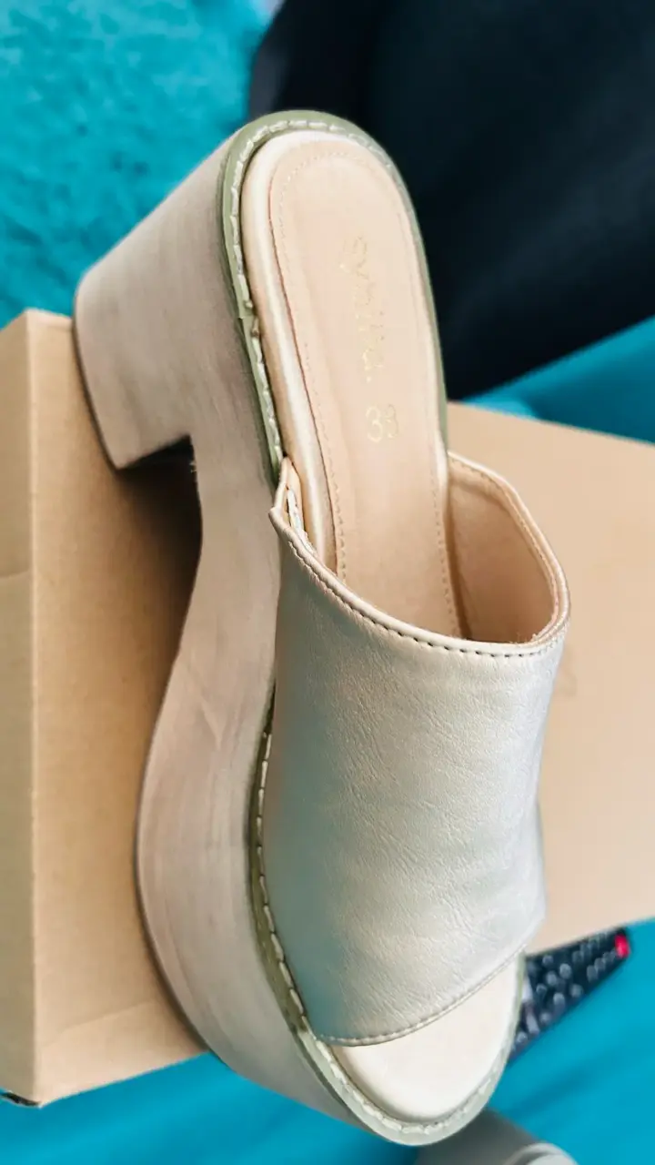 Zapatillas tacón alto beige - miniatura 2
