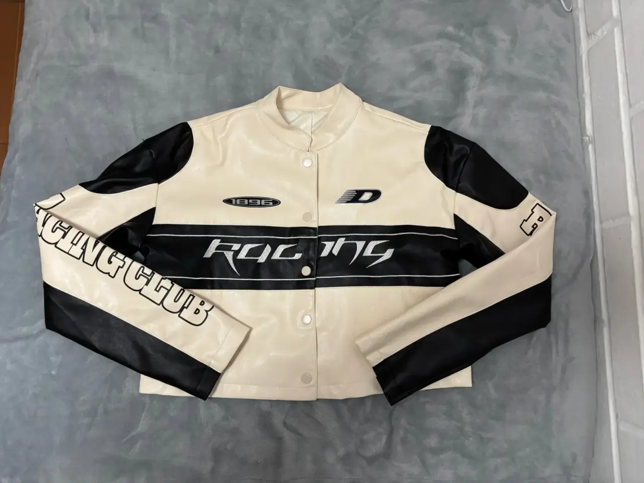 Chaqueta de cuerno crema con negro - miniatura 1