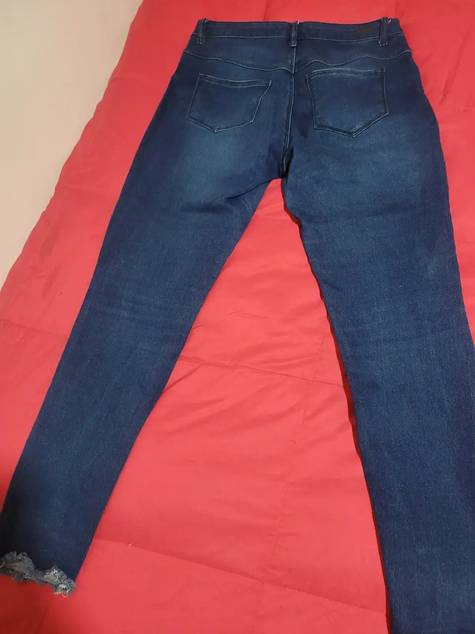 Jeans azul desgastado - miniatura 4