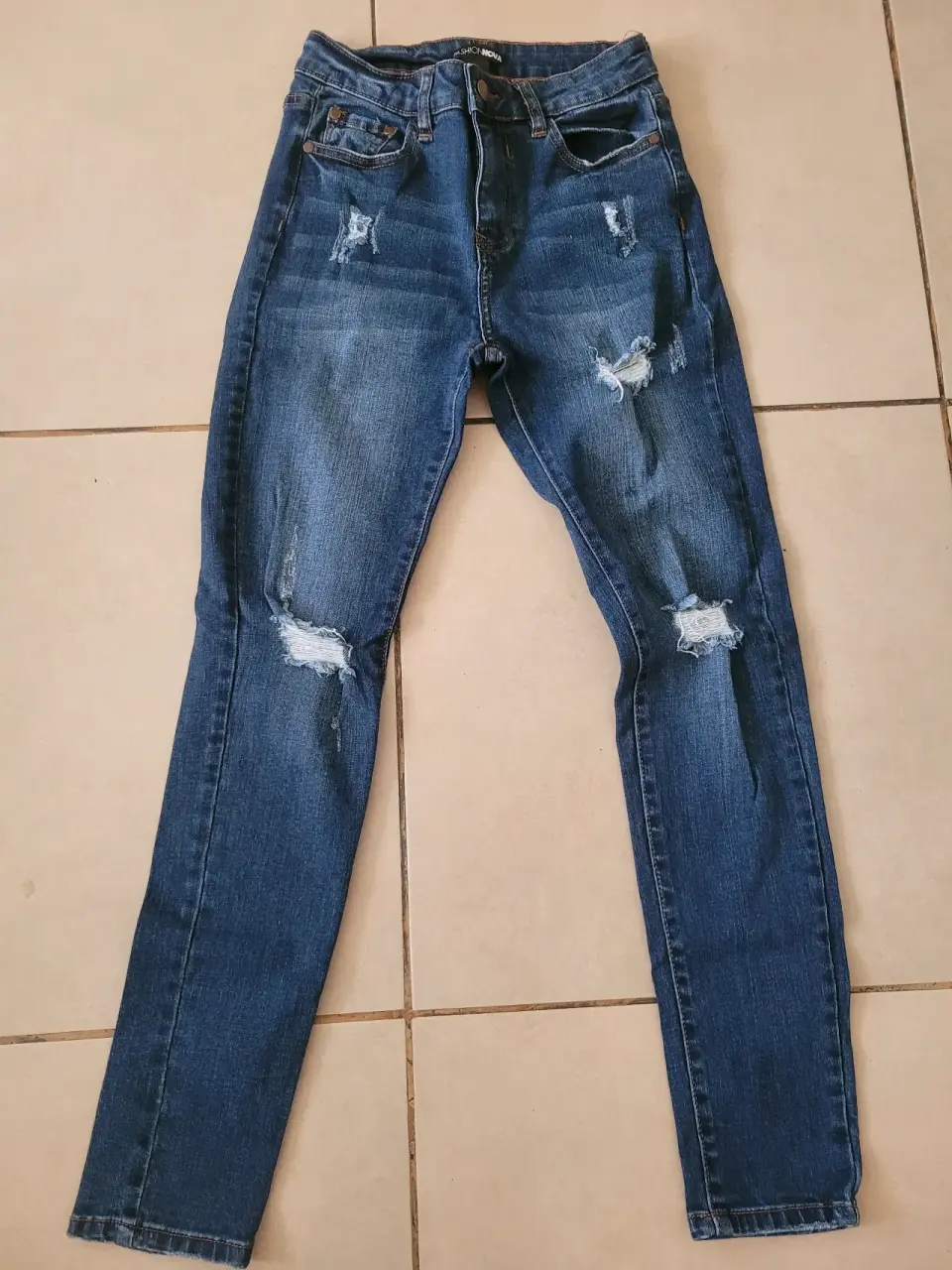 Jeans azul desgastados - miniatura 1