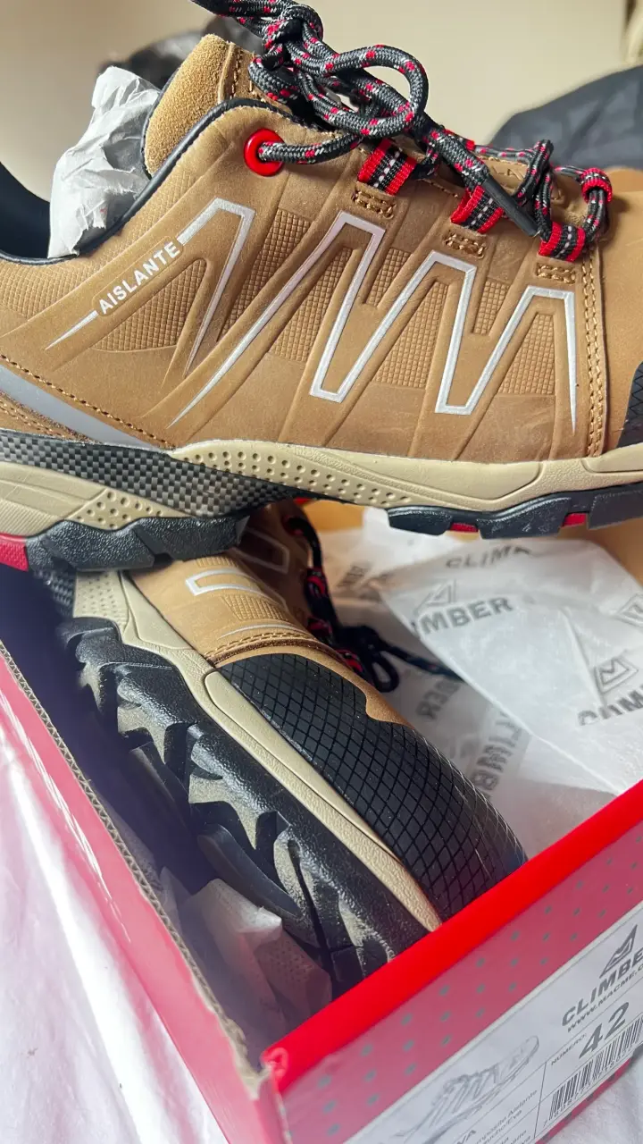 Zapatos  de seguridad  marrones nuevos - miniatura 2