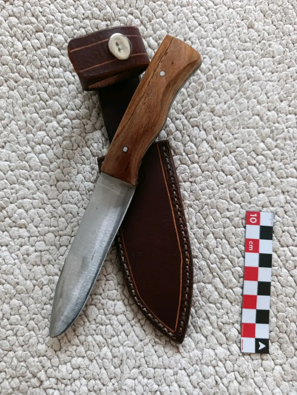 Cuchillo buschcraft con funda de cuero - miniatura 2