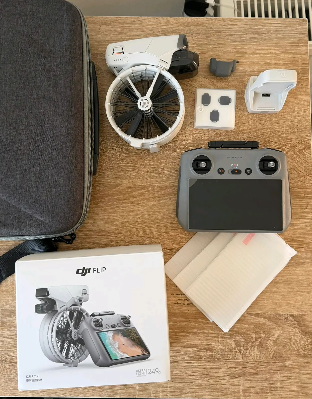 Drone DJI Flip con control RC2 - miniatura 2