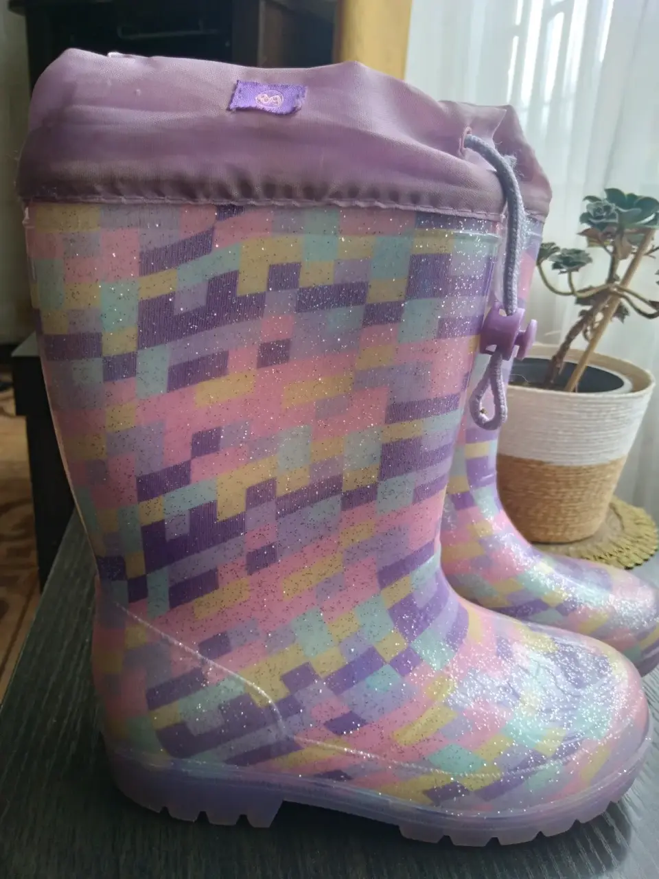 Botas de lluvia infantiles coloridas - miniatura 2