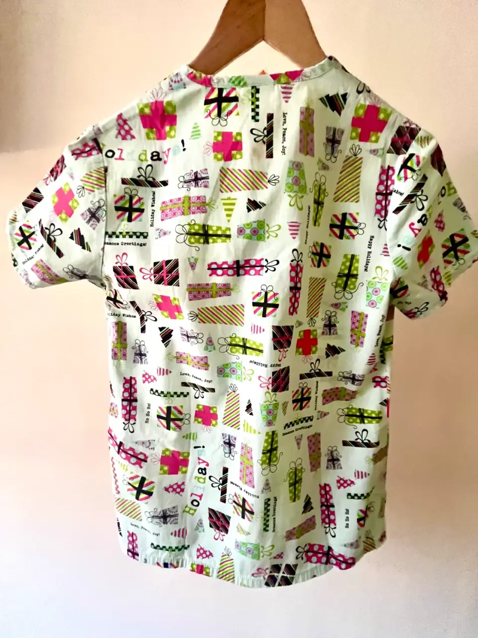 Blusa médica estampada colores - miniatura 2
