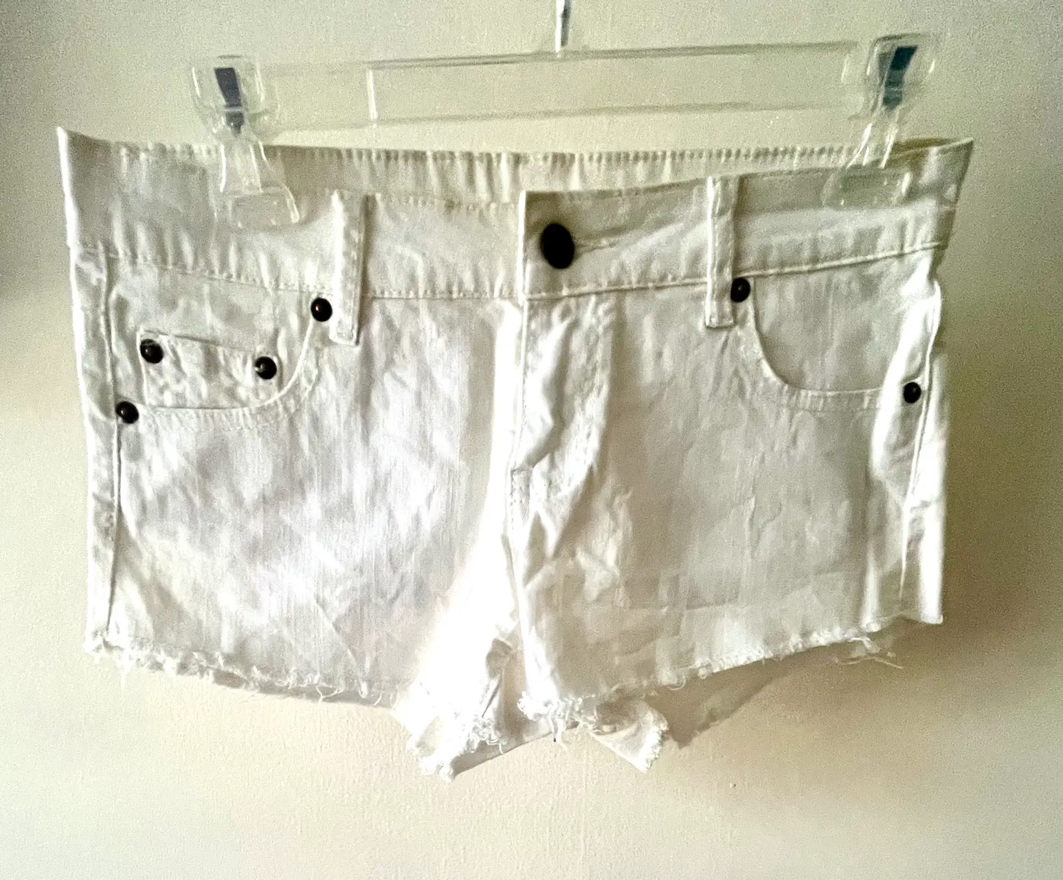 Shorts blancos para mujer - miniatura 1