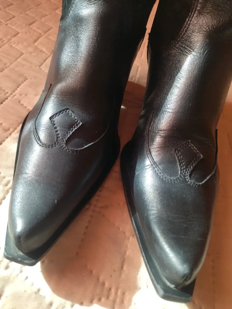 Botas vaqueras negras de cuero - miniatura 2