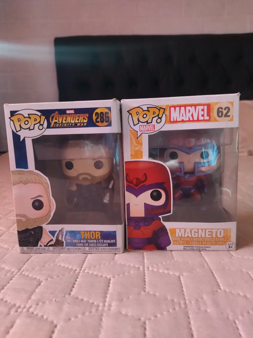 Figuras Funko Pop Thor y Magneto - miniatura 1
