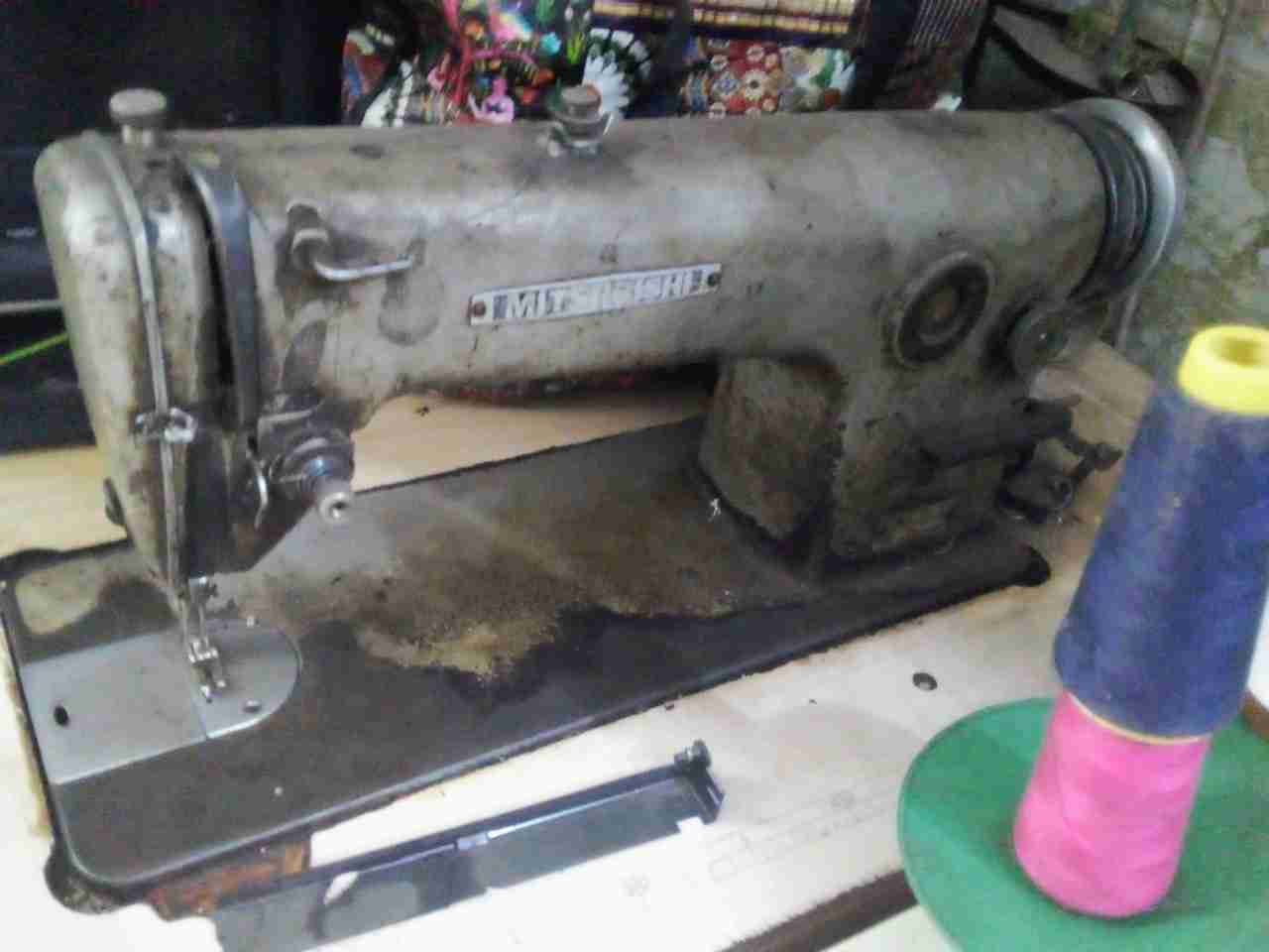 Máquinas coser Overlock Yamata y Máquina Recta - miniatura 3