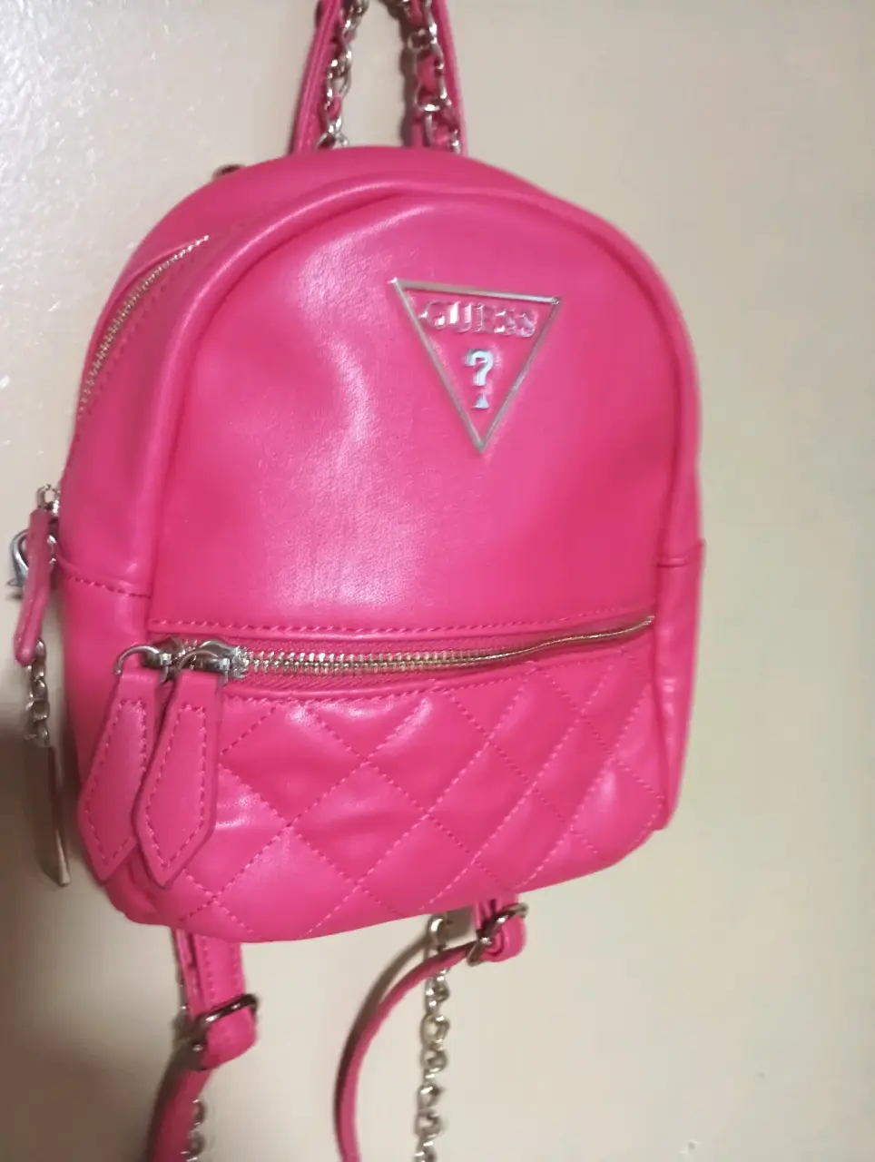 Mochila rosada Guess pequeña - miniatura 1