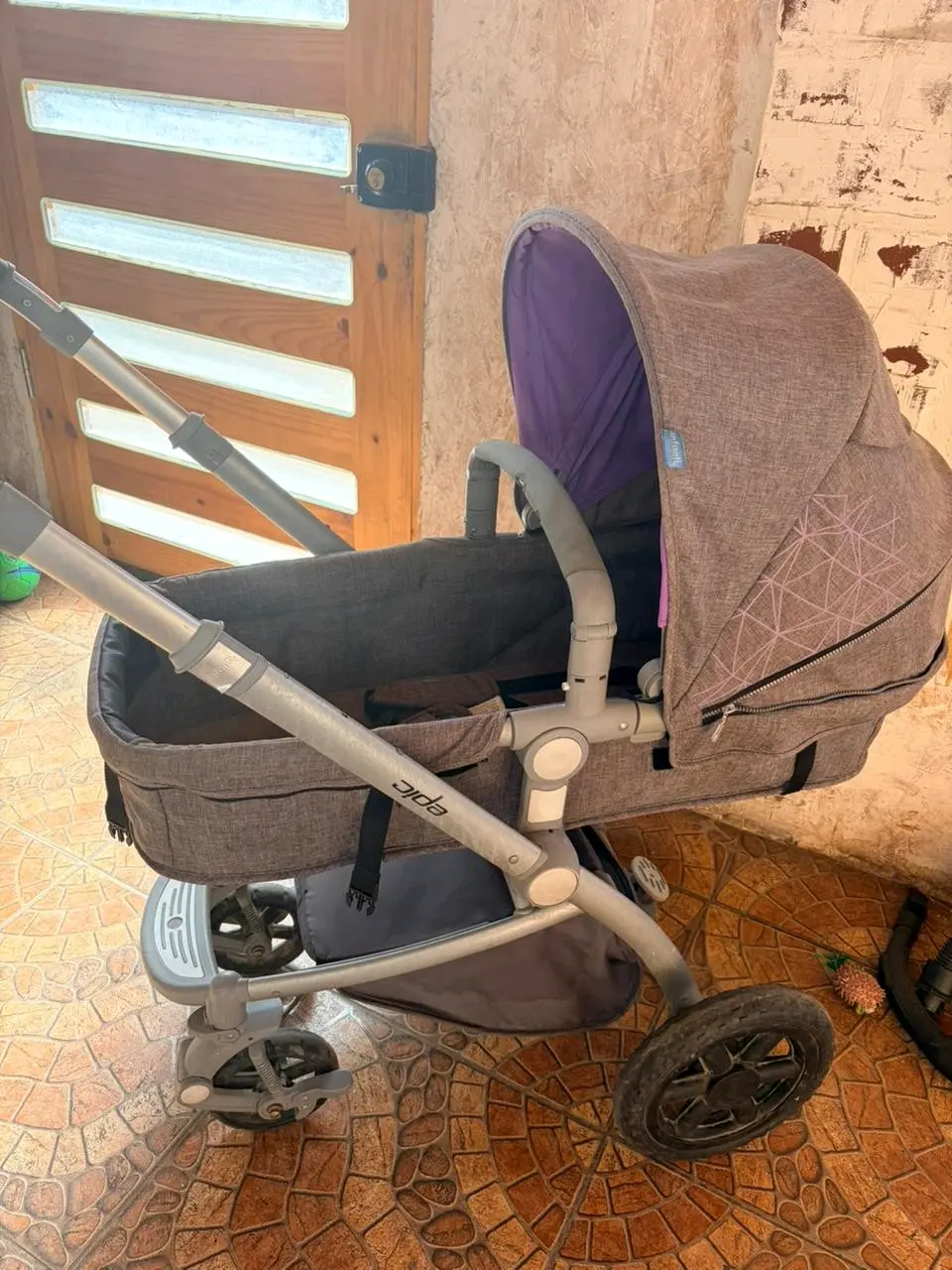 Coche de bebé Infanti gris - miniatura 3