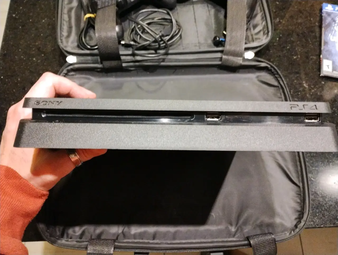 Consola de juegos con accesorios - miniatura 6